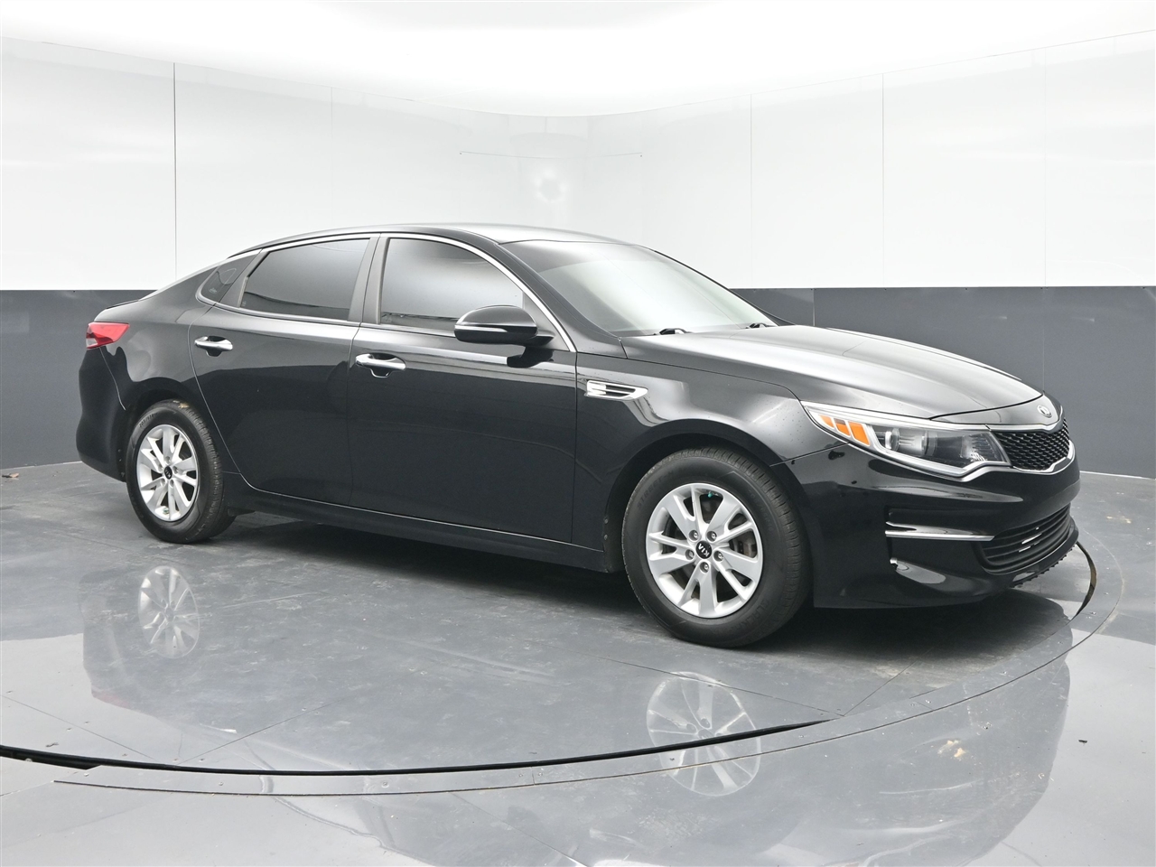Kia Optima LX 2016