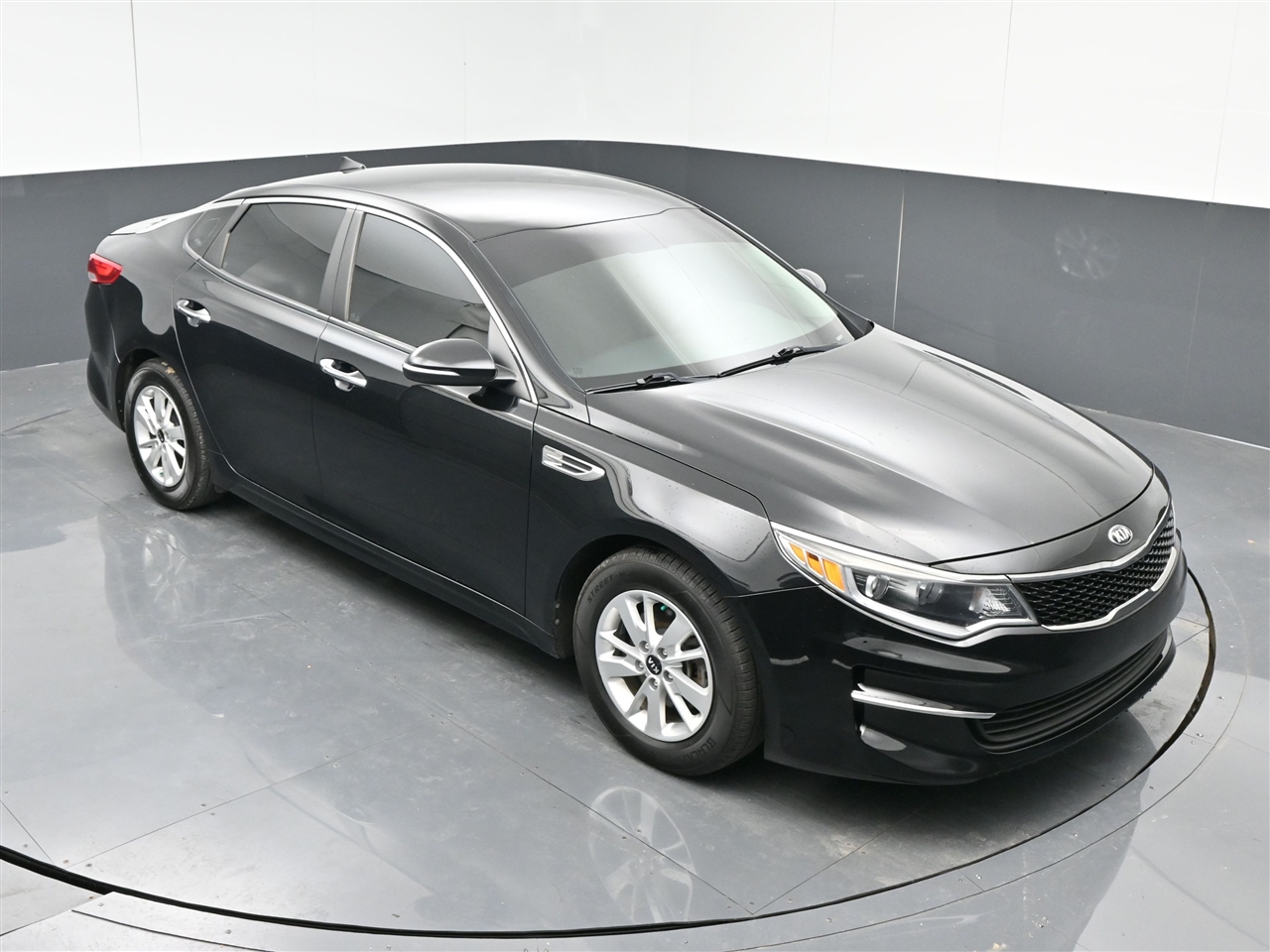 Kia Optima LX 2016