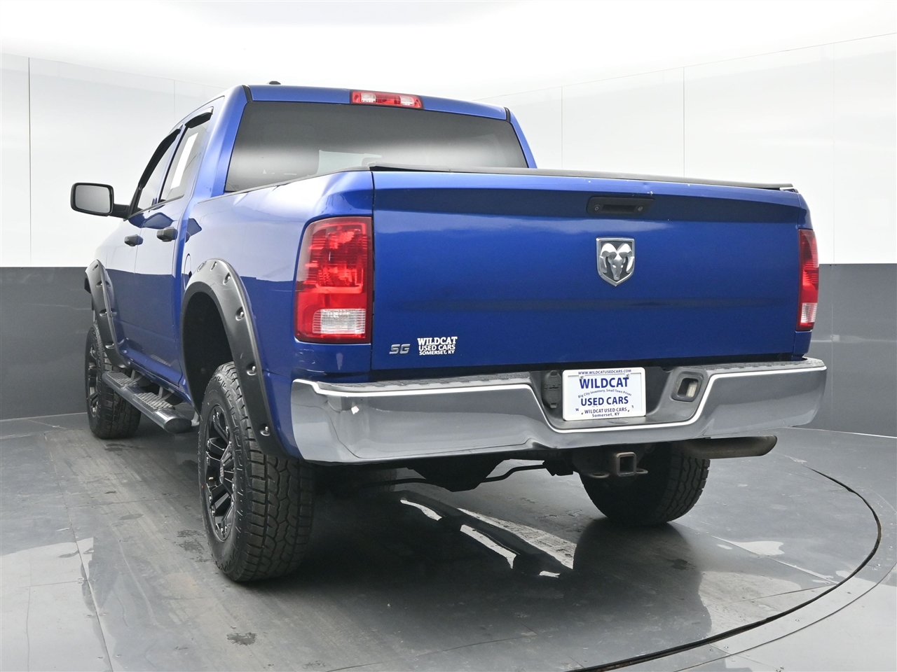 RAM 1500 Tradesman Crew Cab SWB 4WD 2015