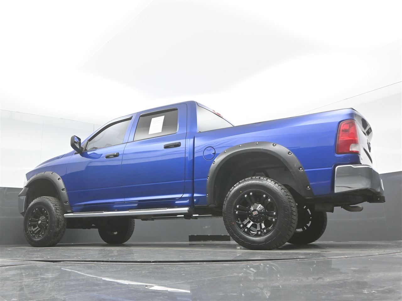 RAM 1500 Tradesman Crew Cab SWB 4WD 2015