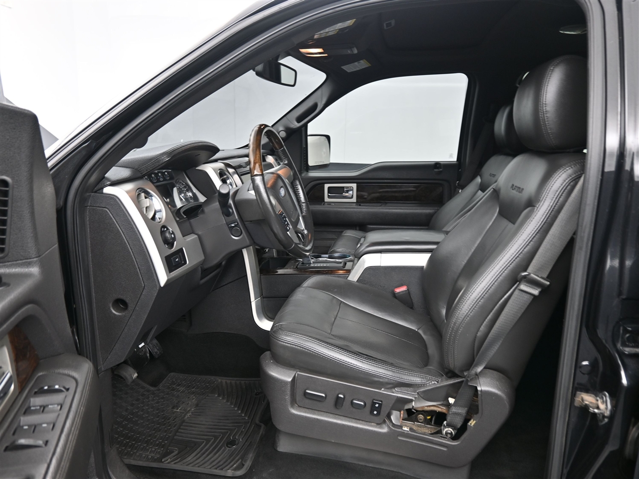 Ford F-150 Platinum SuperCrew 5.5-ft. Bed 4WD 2013