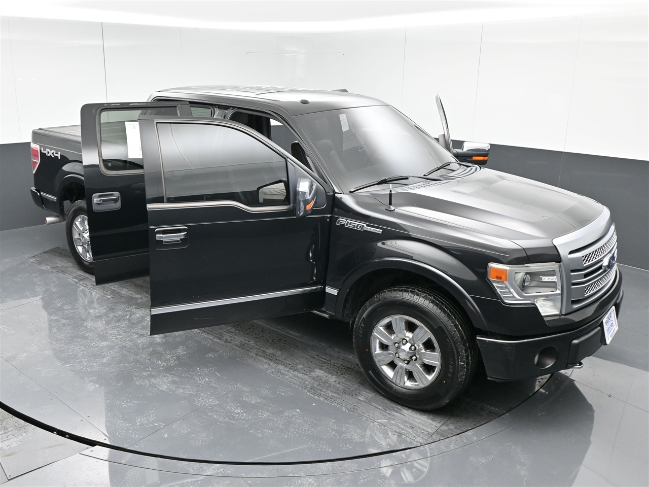 Ford F-150 Platinum SuperCrew 5.5-ft. Bed 4WD 2013