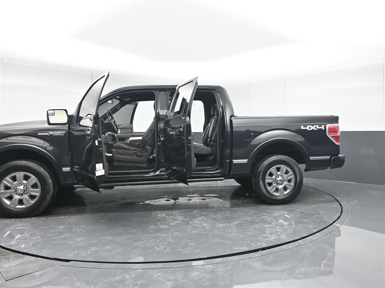 Ford F-150 Platinum SuperCrew 5.5-ft. Bed 4WD 2013