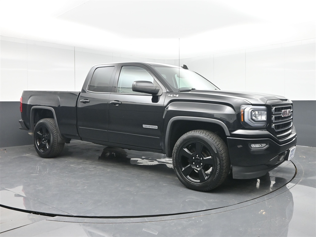GMC Sierra 1500 Base Double Cab 4WD 2017