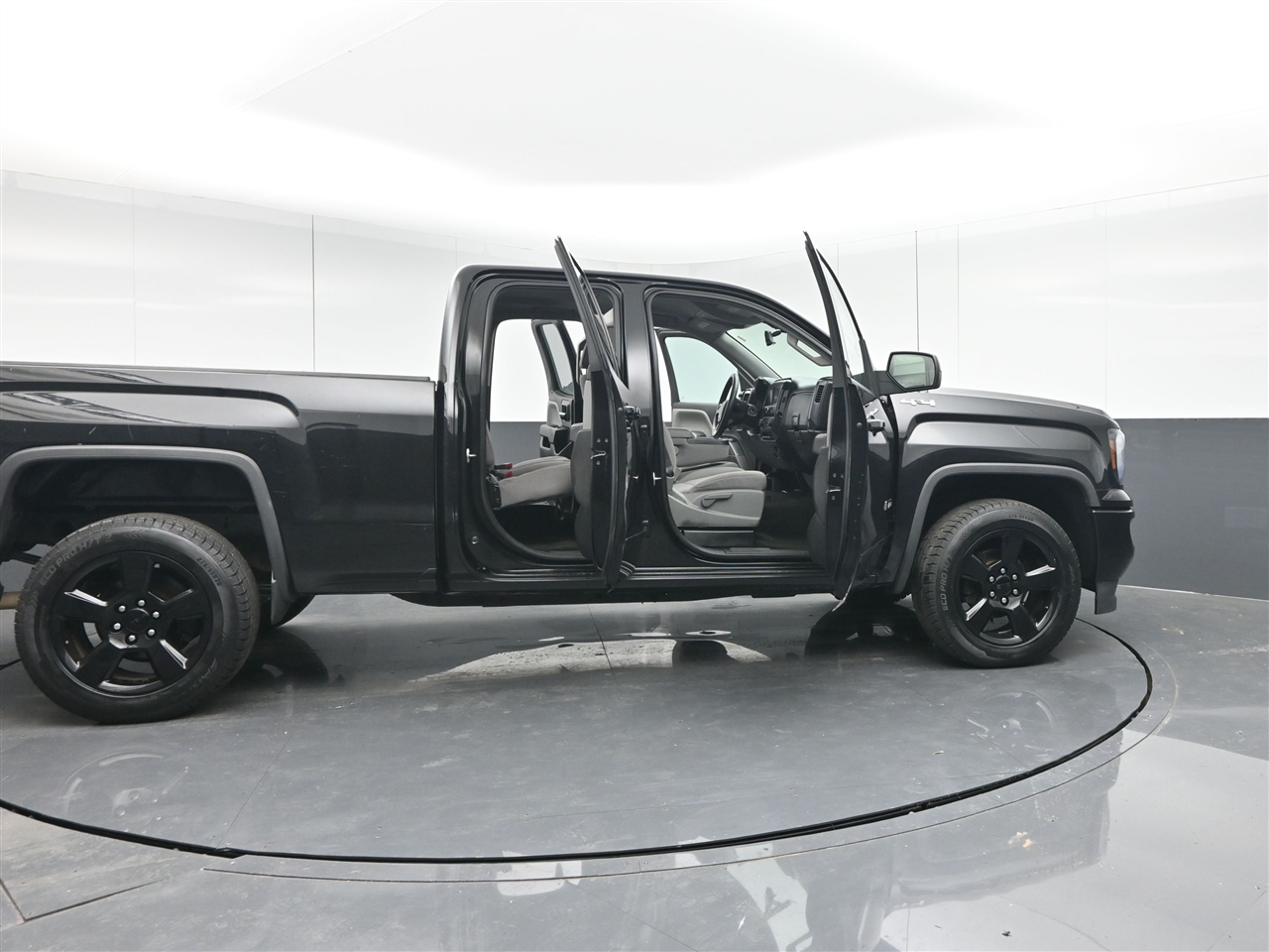 GMC Sierra 1500 Base Double Cab 4WD 2017