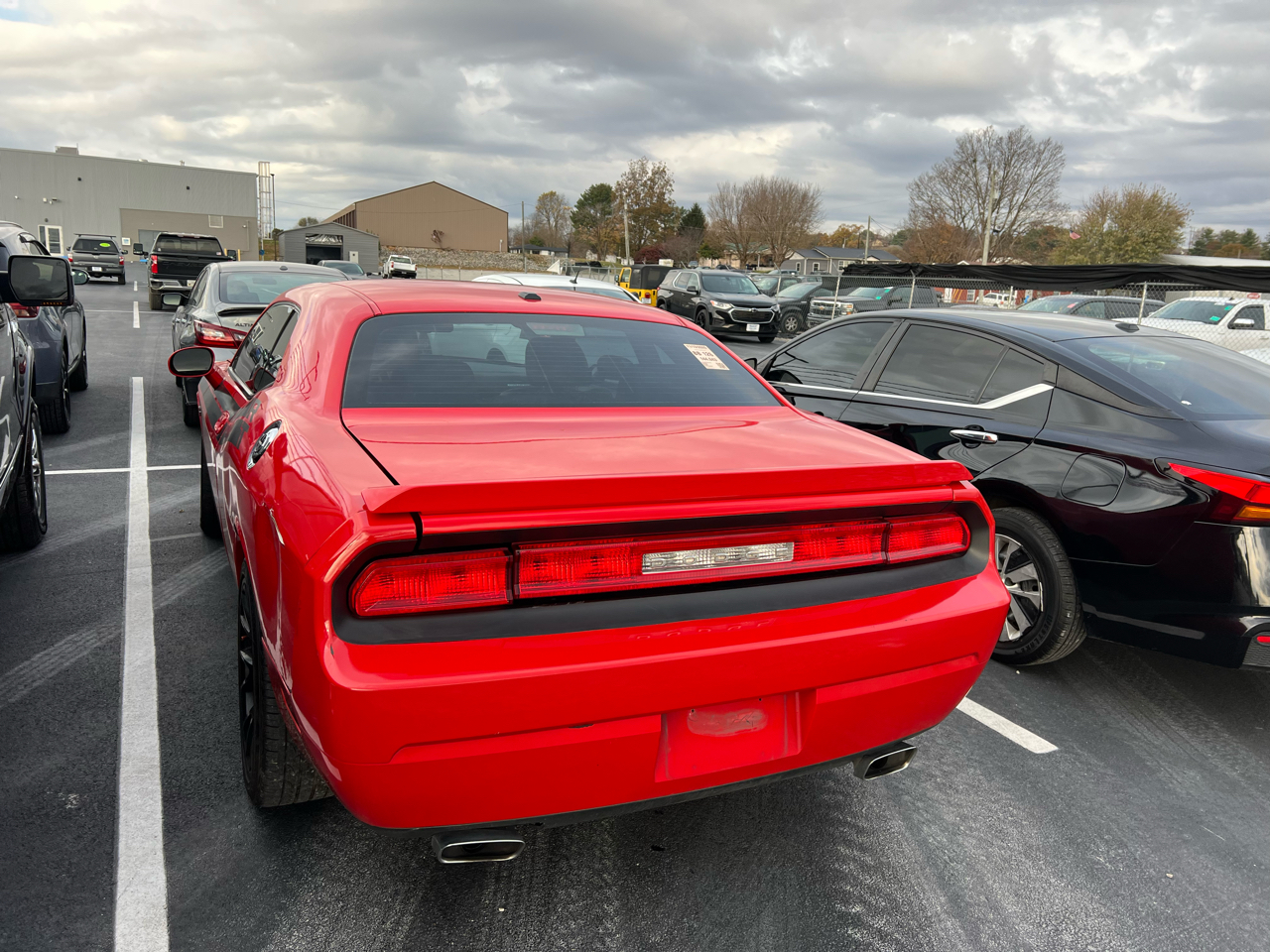 2010 Dodge Challenger R/T photo 3