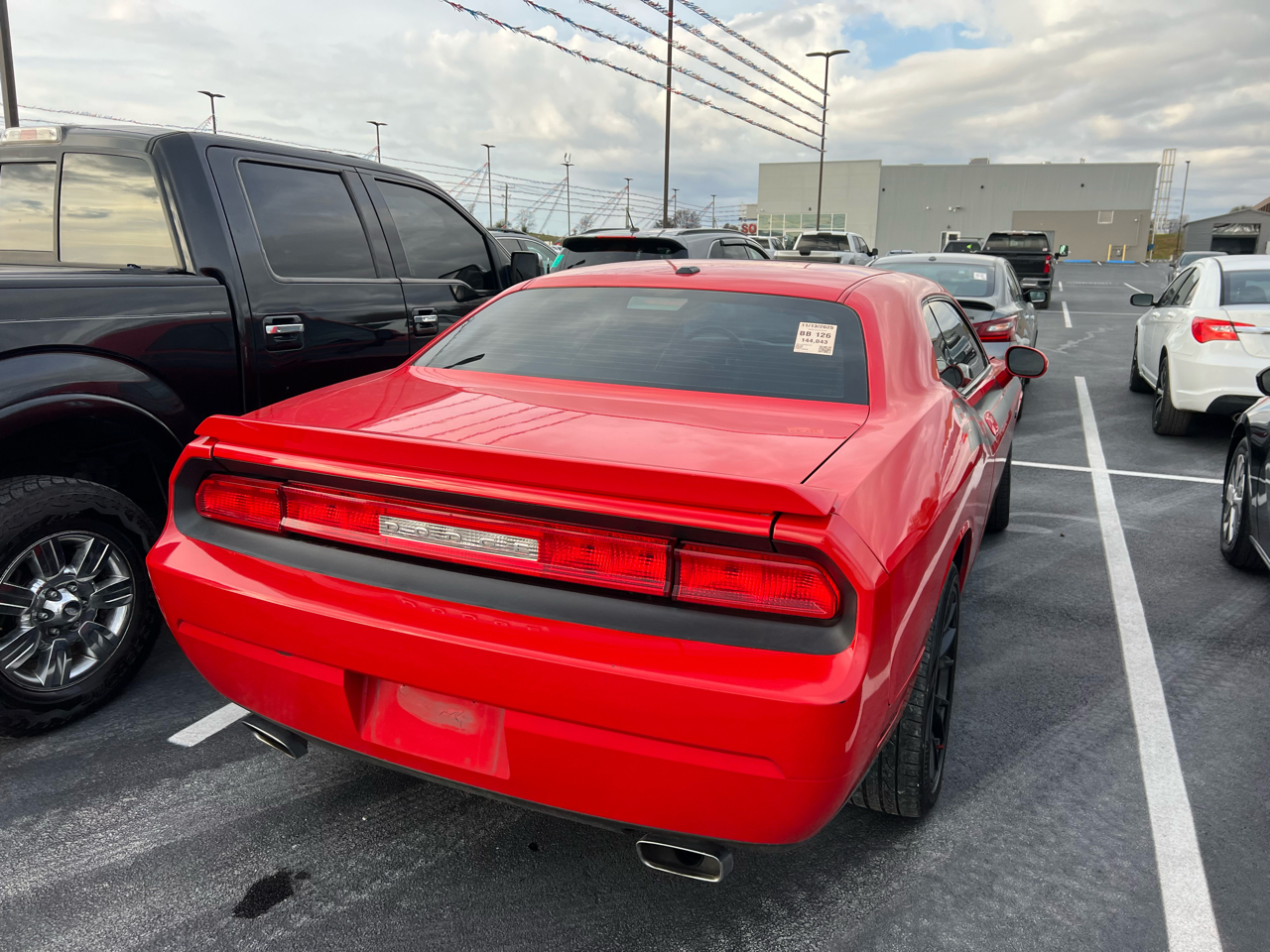 2010 Dodge Challenger R/T photo 4