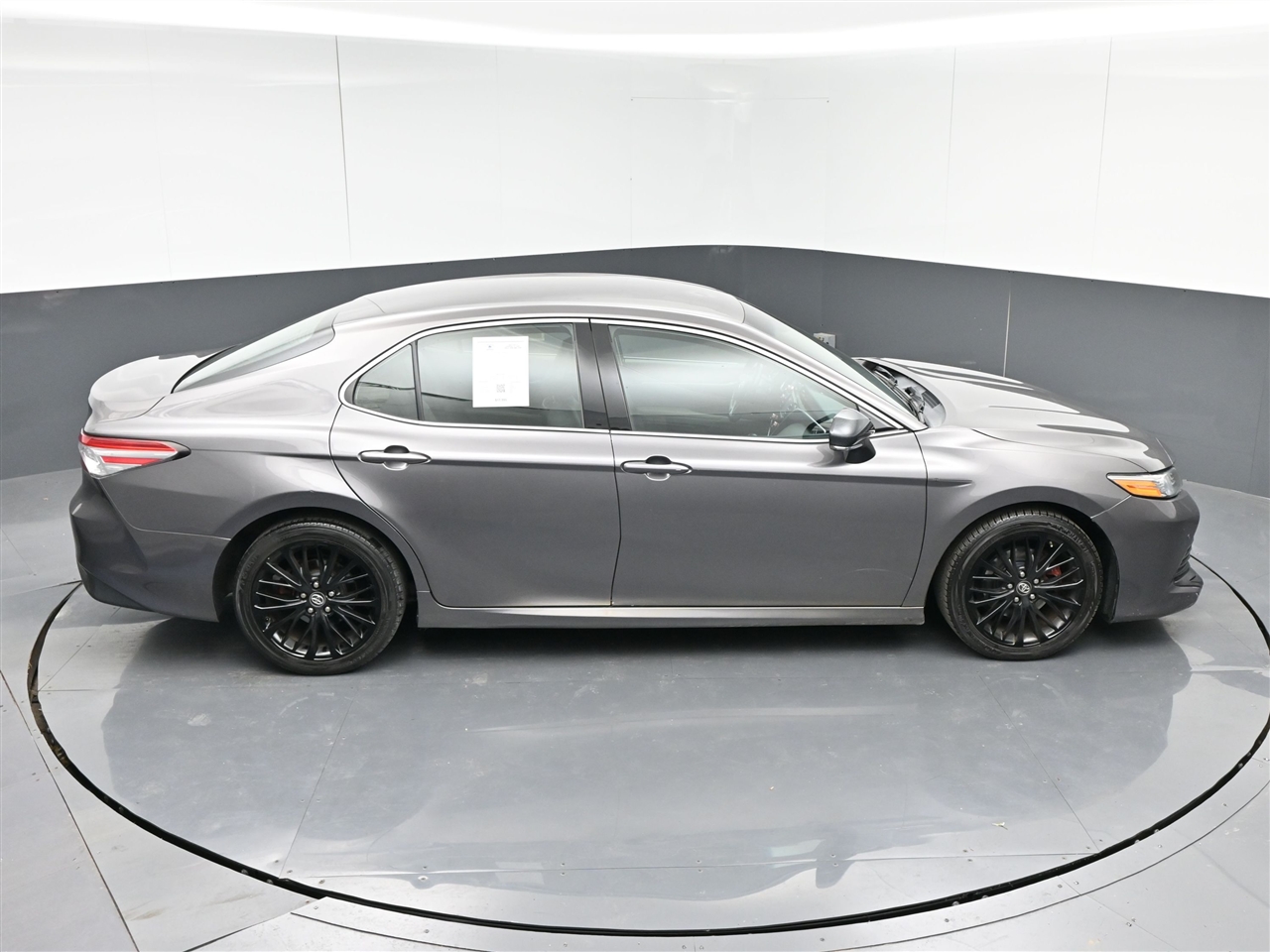 Toyota Camry XLE 2018