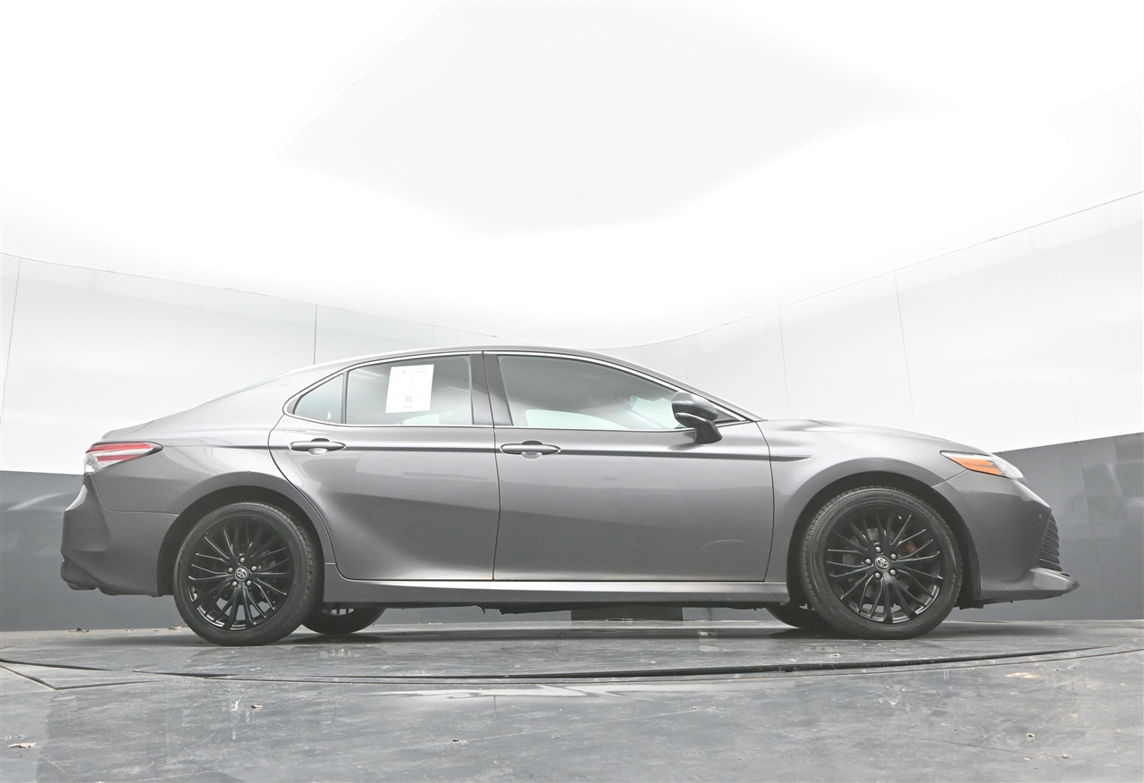 Toyota Camry XLE 2018