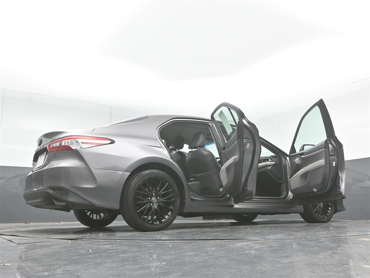 Toyota Camry XLE 2018