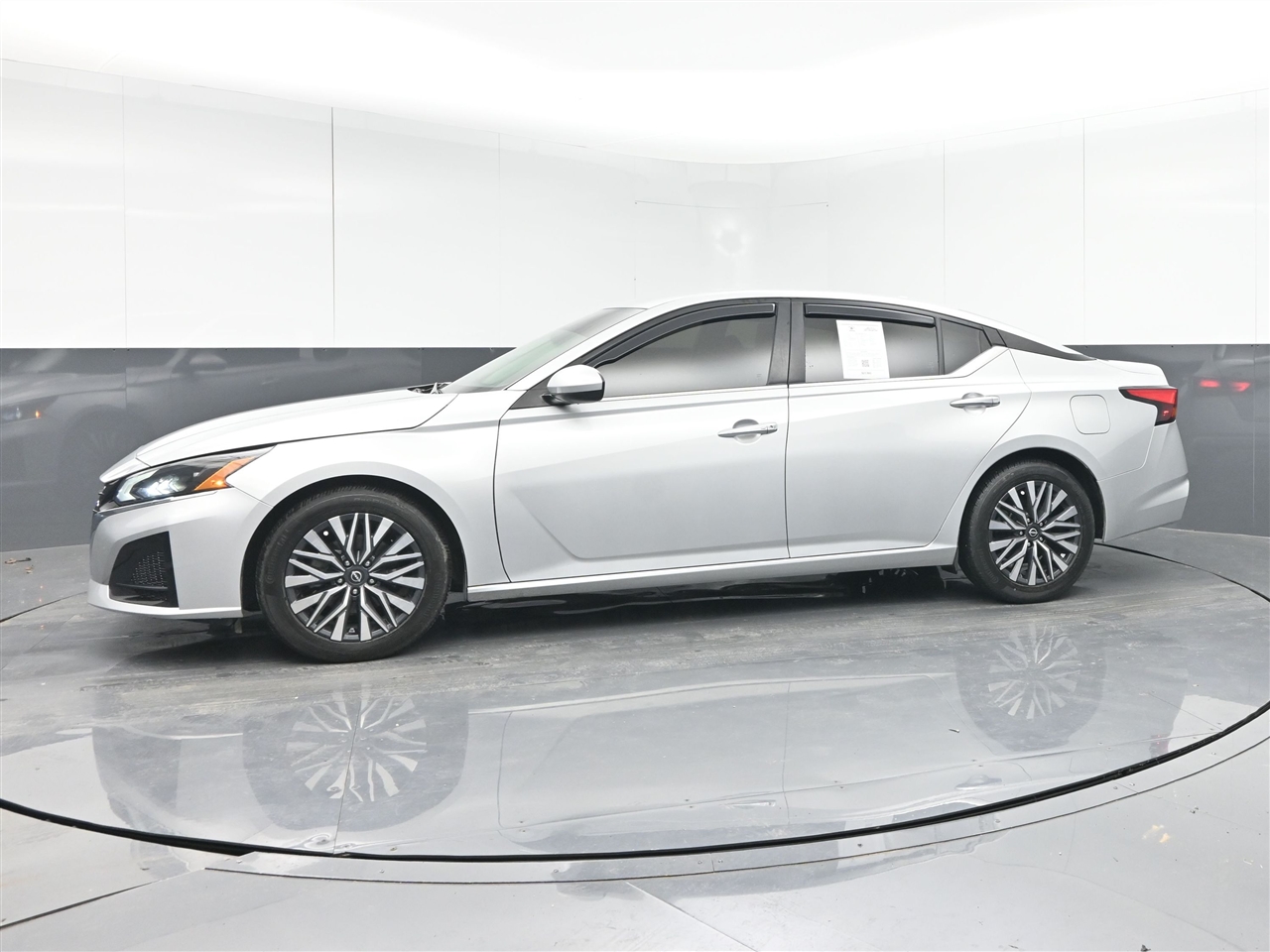 Nissan Altima 2.5 SV 2023