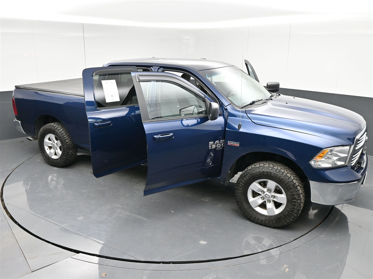 RAM 1500 Classic Tradesman Crew Cab LWB 4WD 2019
