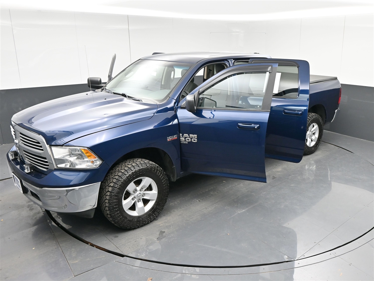 RAM 1500 Classic Tradesman Crew Cab LWB 4WD 2019