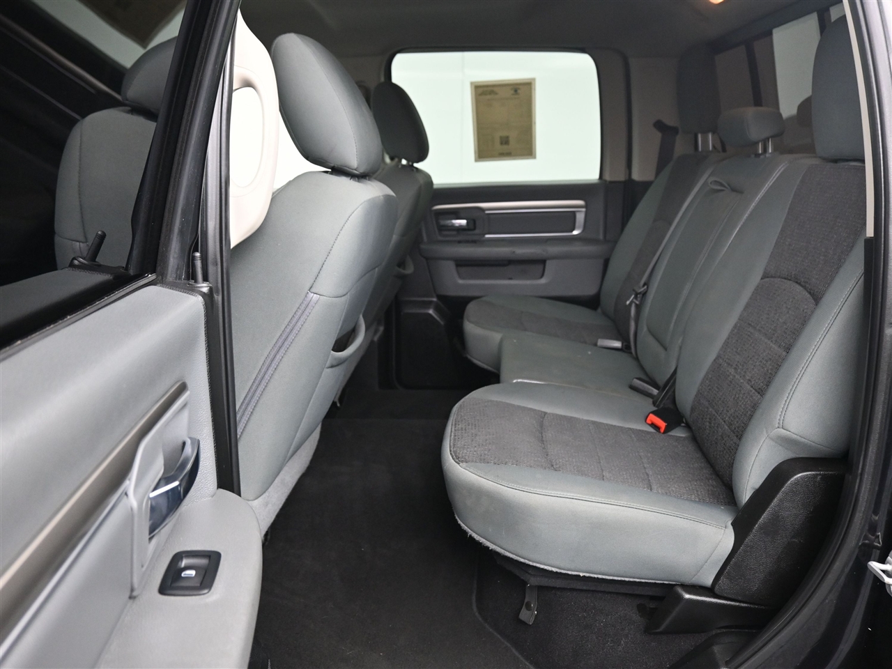 RAM 1500 Classic Tradesman Crew Cab SWB 4WD 2019