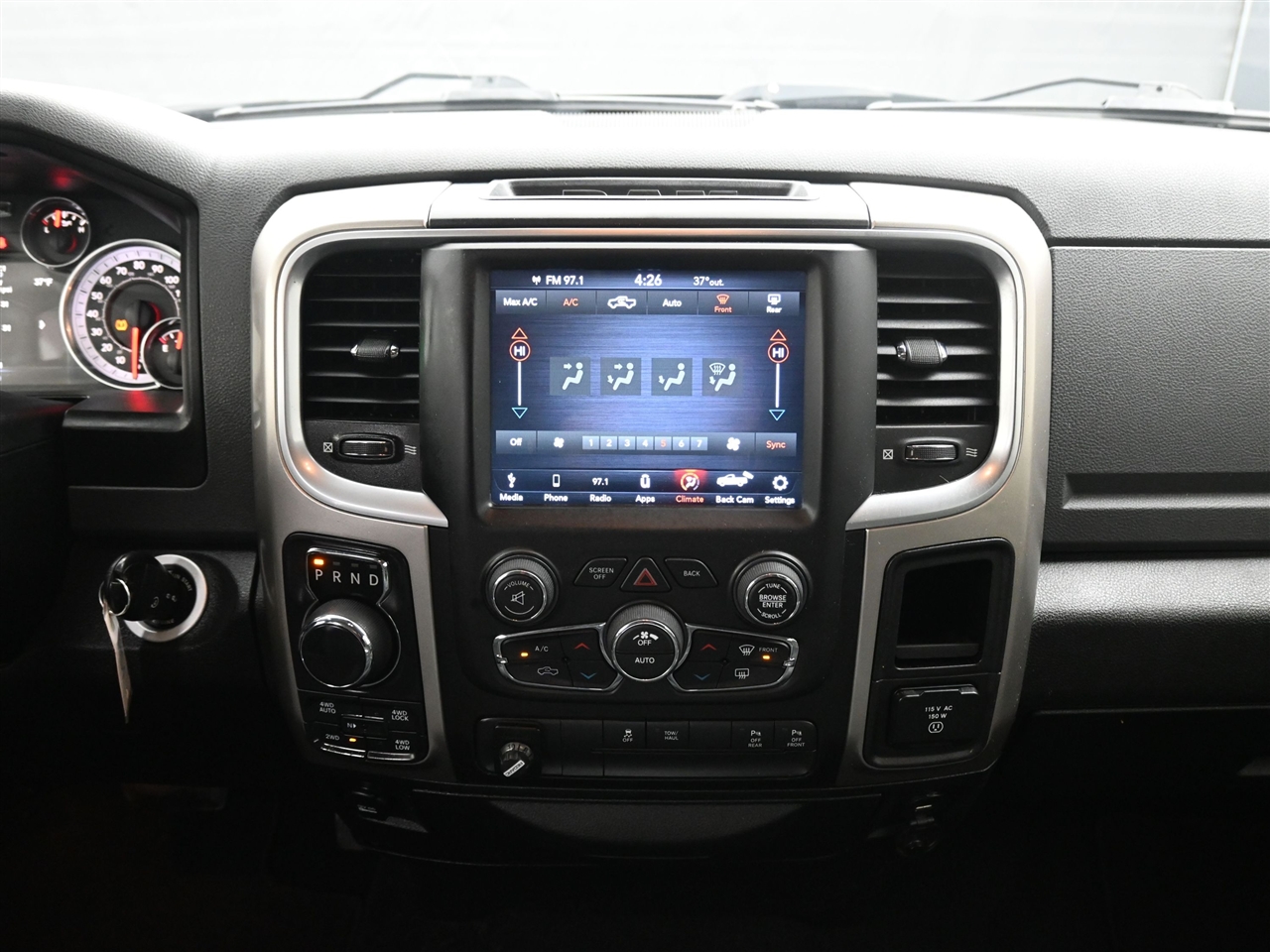 RAM 1500 Classic Tradesman Crew Cab SWB 4WD 2019