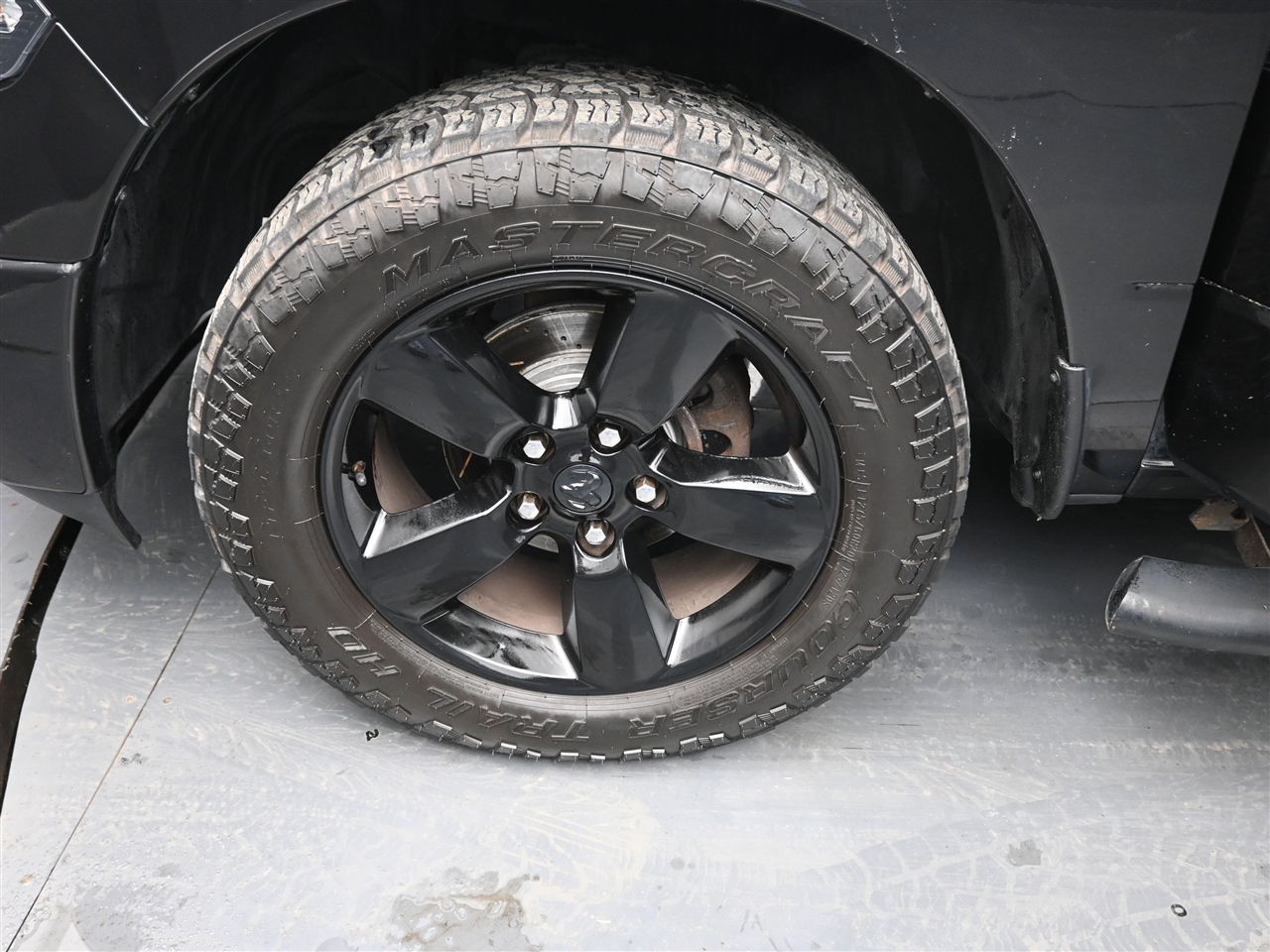 RAM 1500 Classic Tradesman Crew Cab SWB 4WD 2019