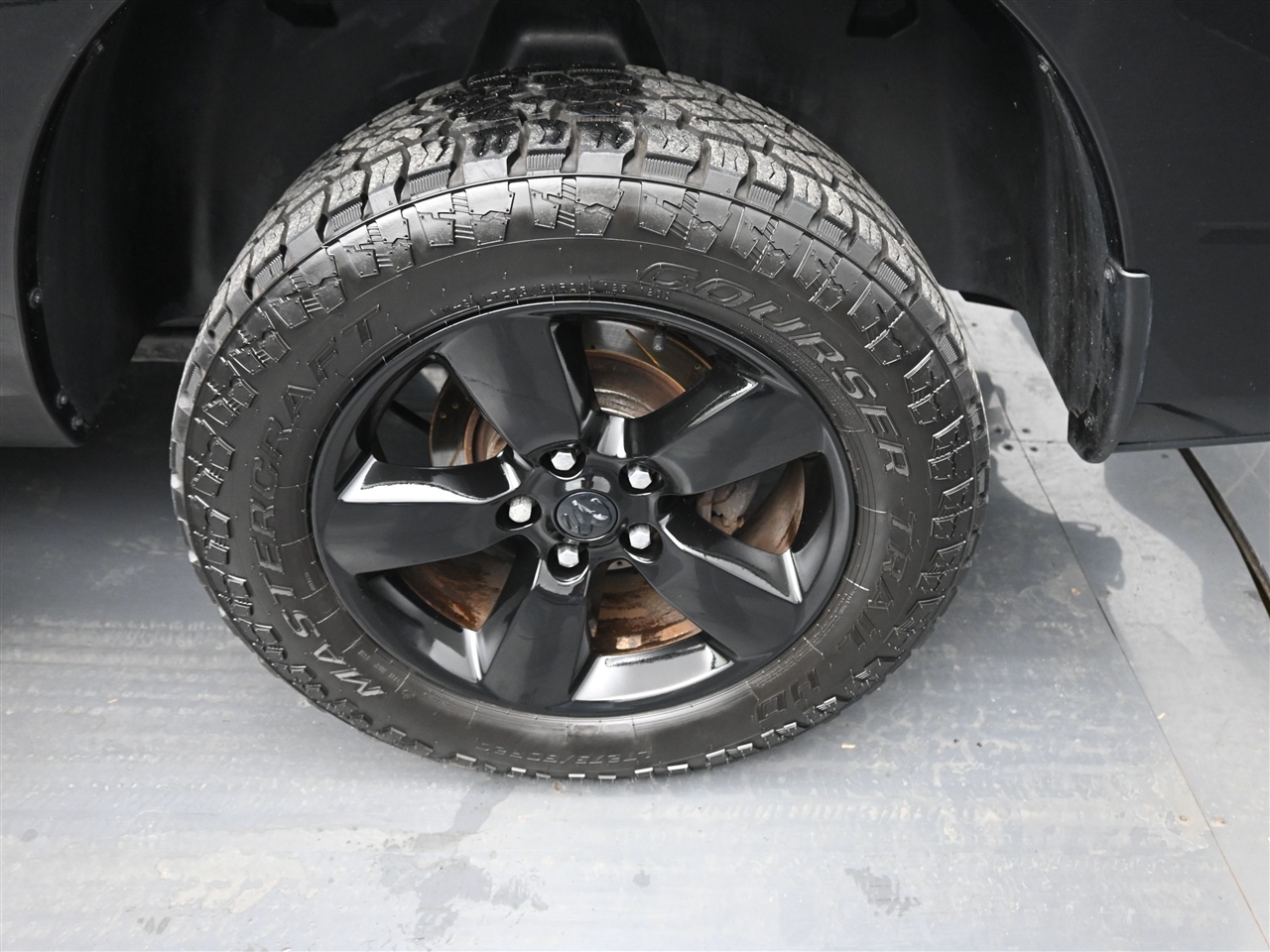 RAM 1500 Classic Tradesman Crew Cab SWB 4WD 2019