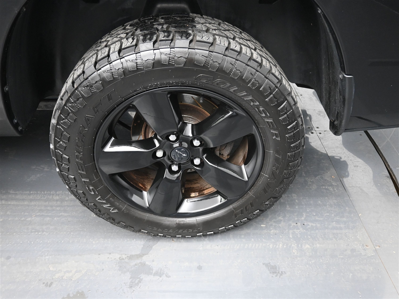 RAM 1500 Classic Tradesman Crew Cab SWB 4WD 2019