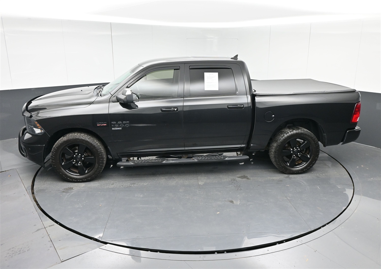 RAM 1500 Classic Tradesman Crew Cab SWB 4WD 2019