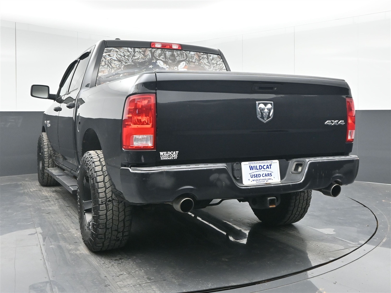 RAM 1500 Tradesman Crew Cab SWB 4WD 2018