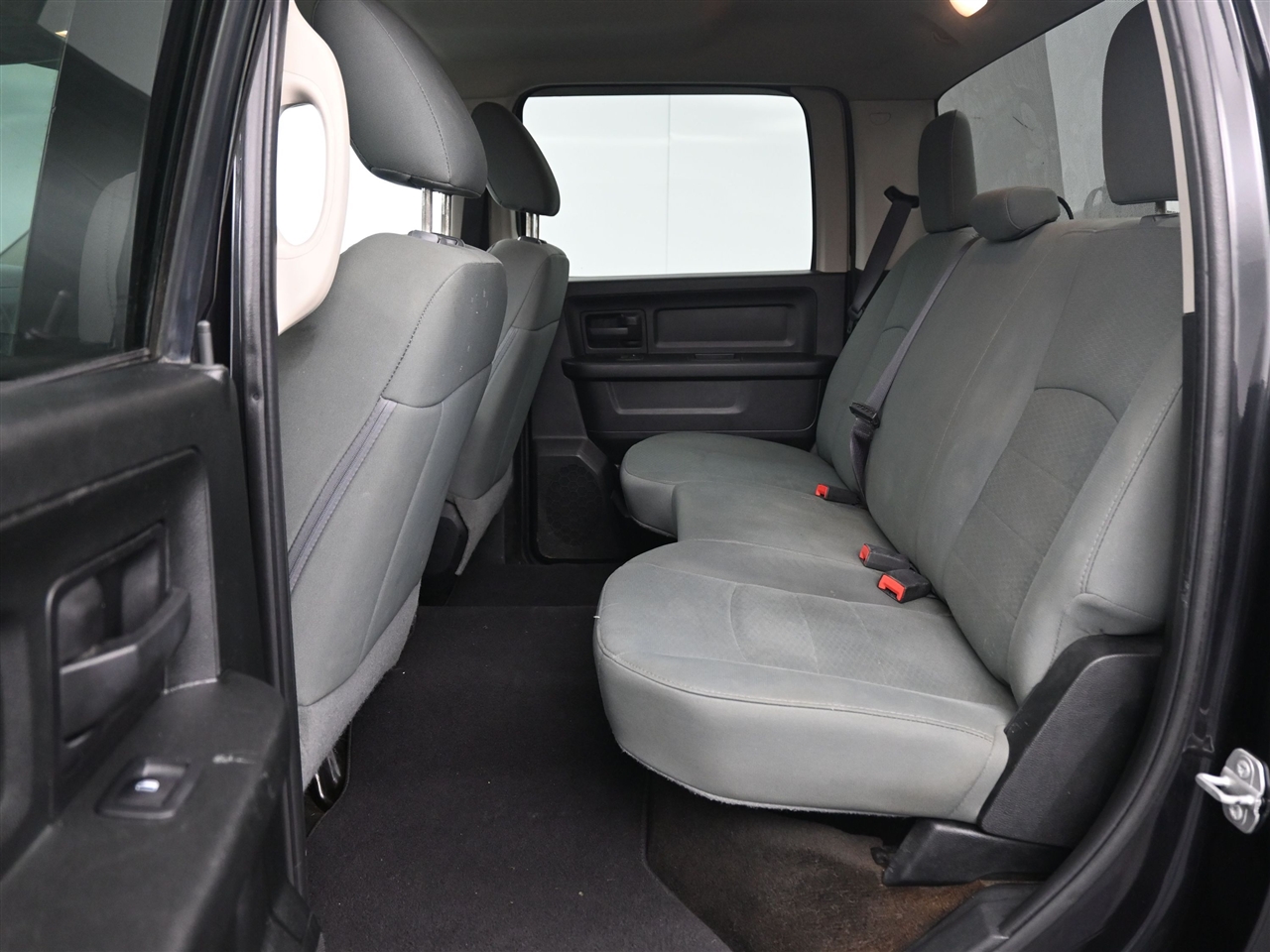 RAM 1500 Tradesman Crew Cab SWB 4WD 2018