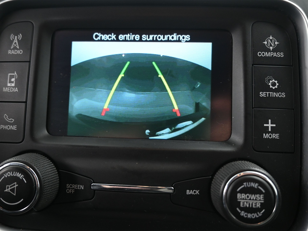 RAM 1500 Tradesman Crew Cab SWB 4WD 2018