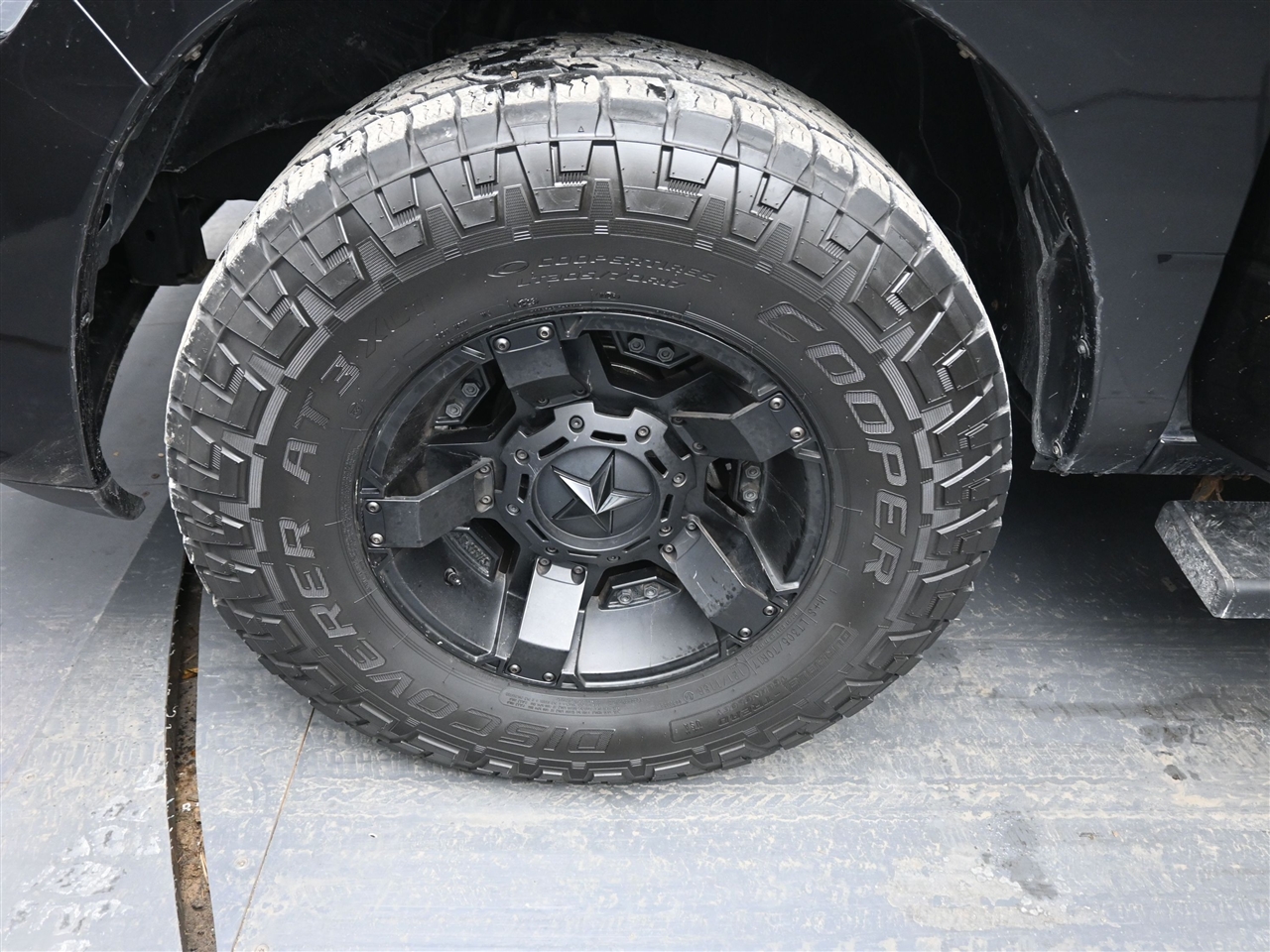 RAM 1500 Tradesman Crew Cab SWB 4WD 2018