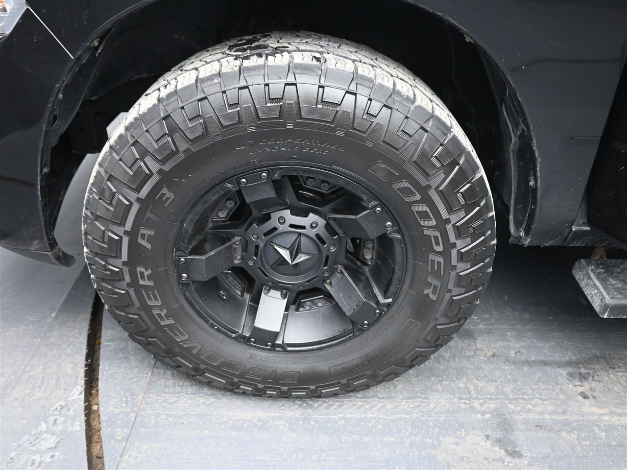 RAM 1500 Tradesman Crew Cab SWB 4WD 2018