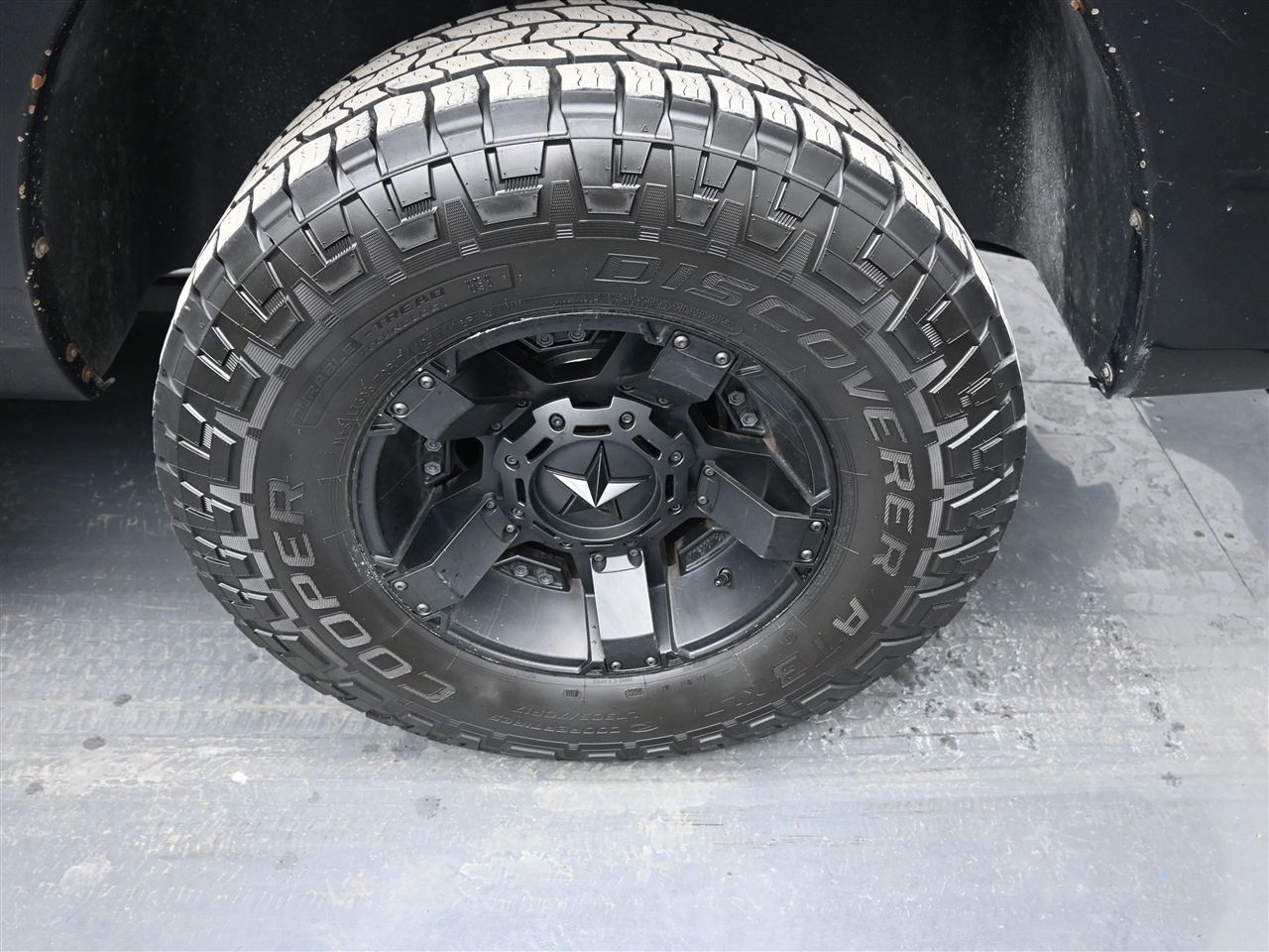 RAM 1500 Tradesman Crew Cab SWB 4WD 2018