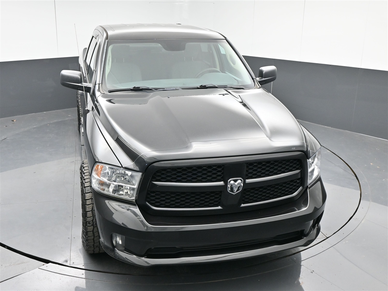RAM 1500 Tradesman Crew Cab SWB 4WD 2018