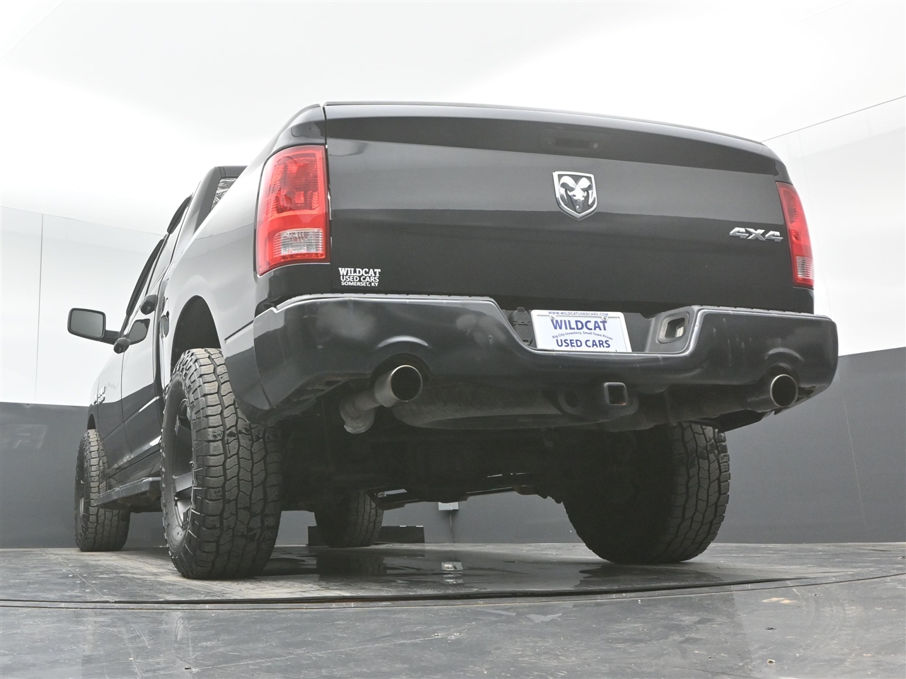 RAM 1500 Tradesman Crew Cab SWB 4WD 2018