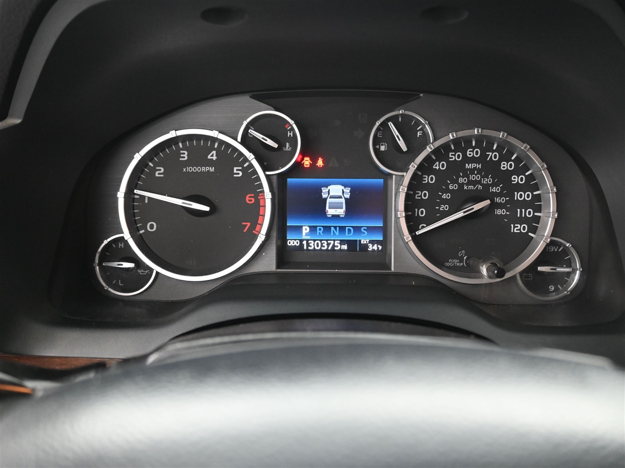 Toyota Tundra Limited 5.7L CrewMax 4WD 2017