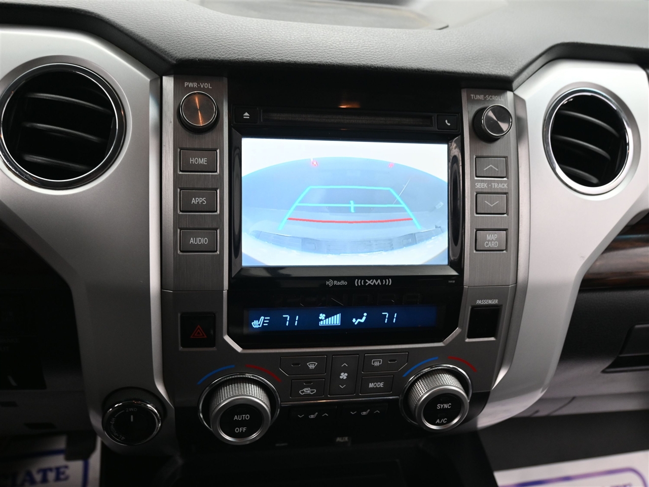 Toyota Tundra Limited 5.7L CrewMax 4WD 2017