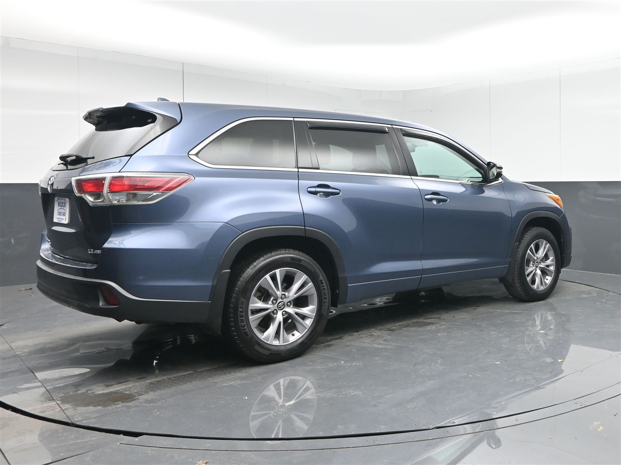 Toyota Highlander LE Plus AWD V6 2016