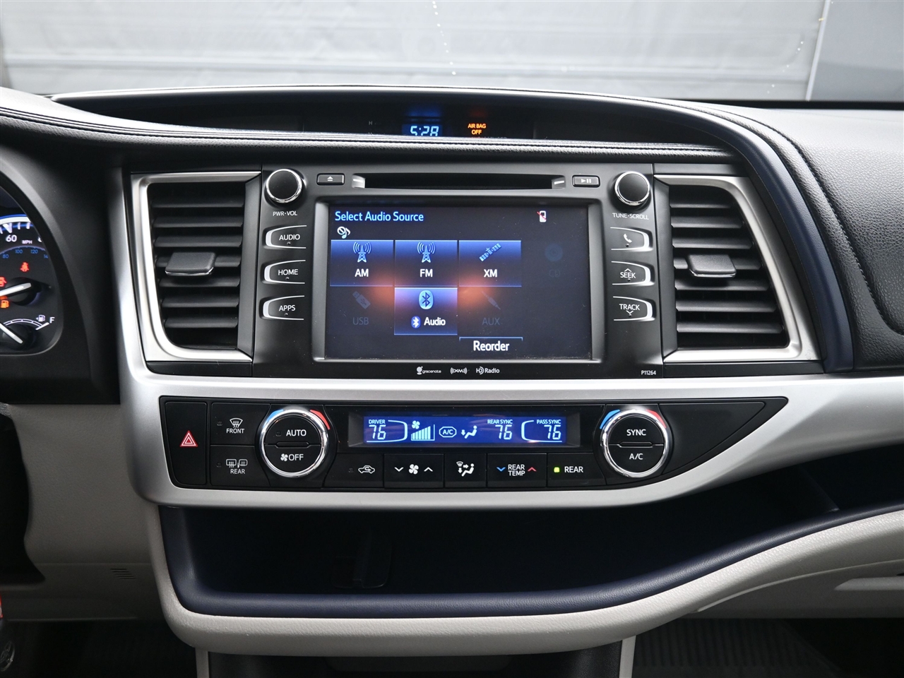 Toyota Highlander LE Plus AWD V6 2016