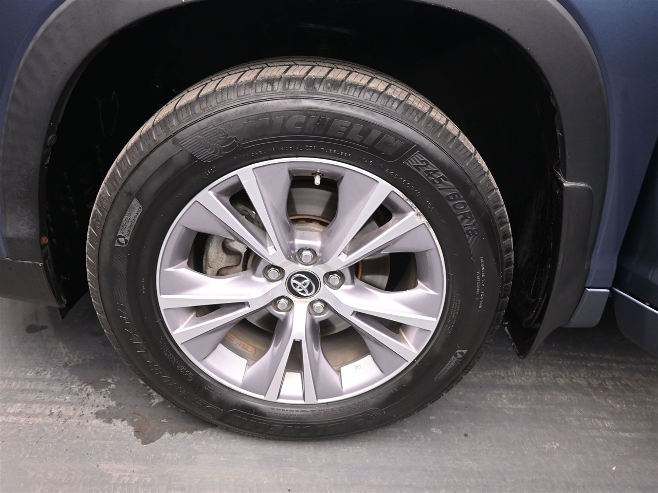 Toyota Highlander LE Plus AWD V6 2016