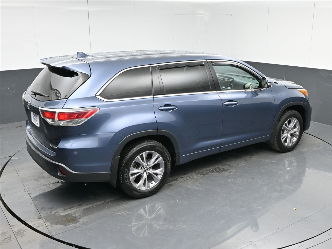 Toyota Highlander LE Plus AWD V6 2016