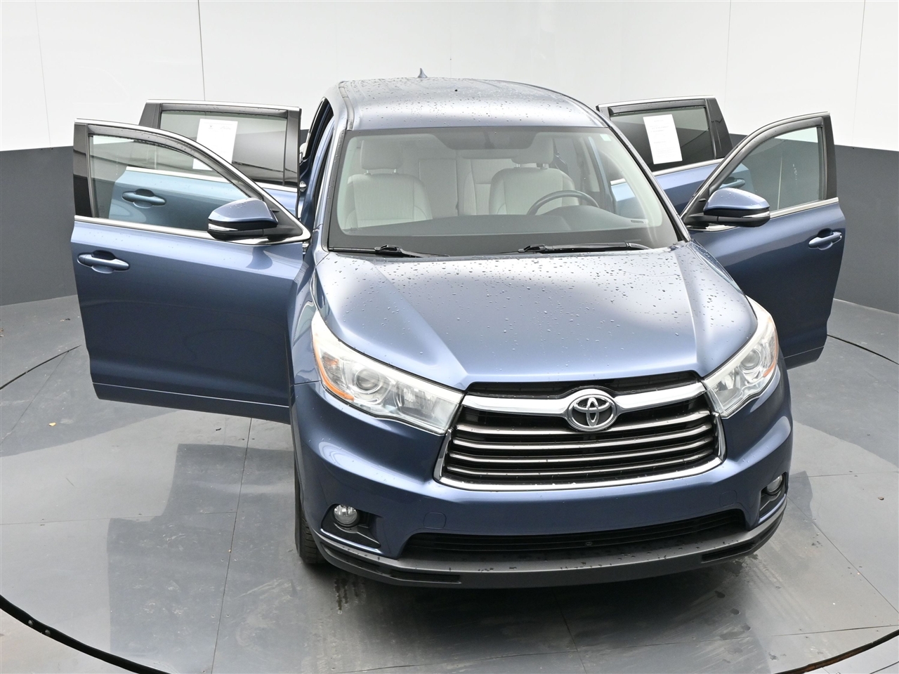 Toyota Highlander LE Plus AWD V6 2016