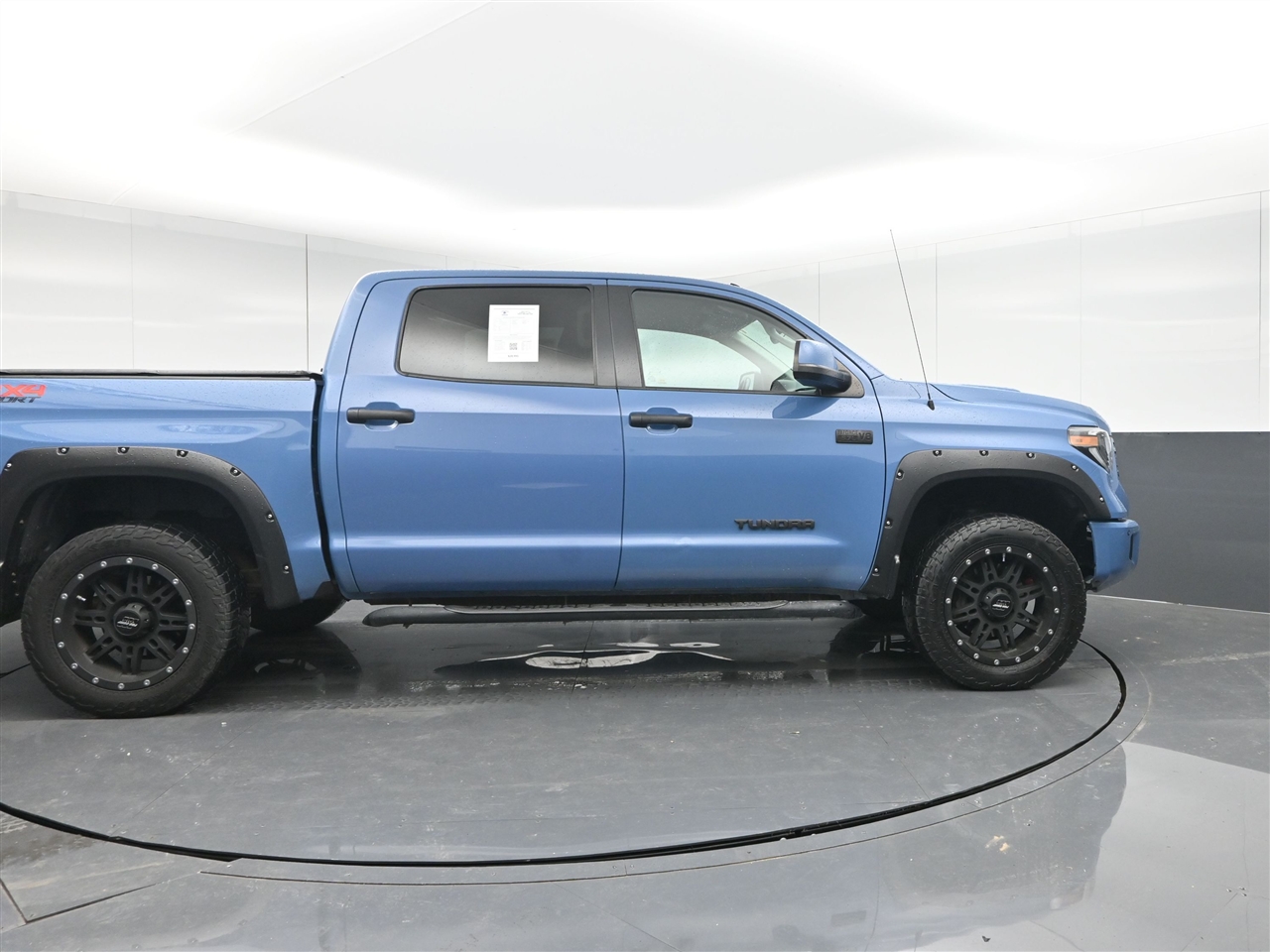 Toyota Tundra SR5 5.7L V8 CrewMax 4WD 2019