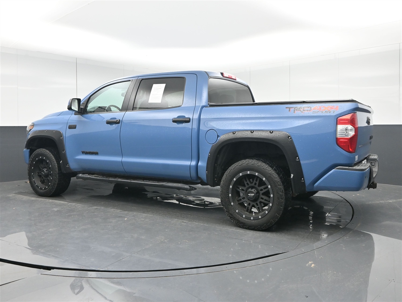 Toyota Tundra SR5 5.7L V8 CrewMax 4WD 2019