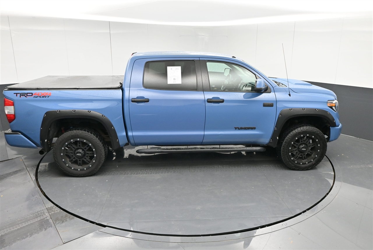 Toyota Tundra SR5 5.7L V8 CrewMax 4WD 2019