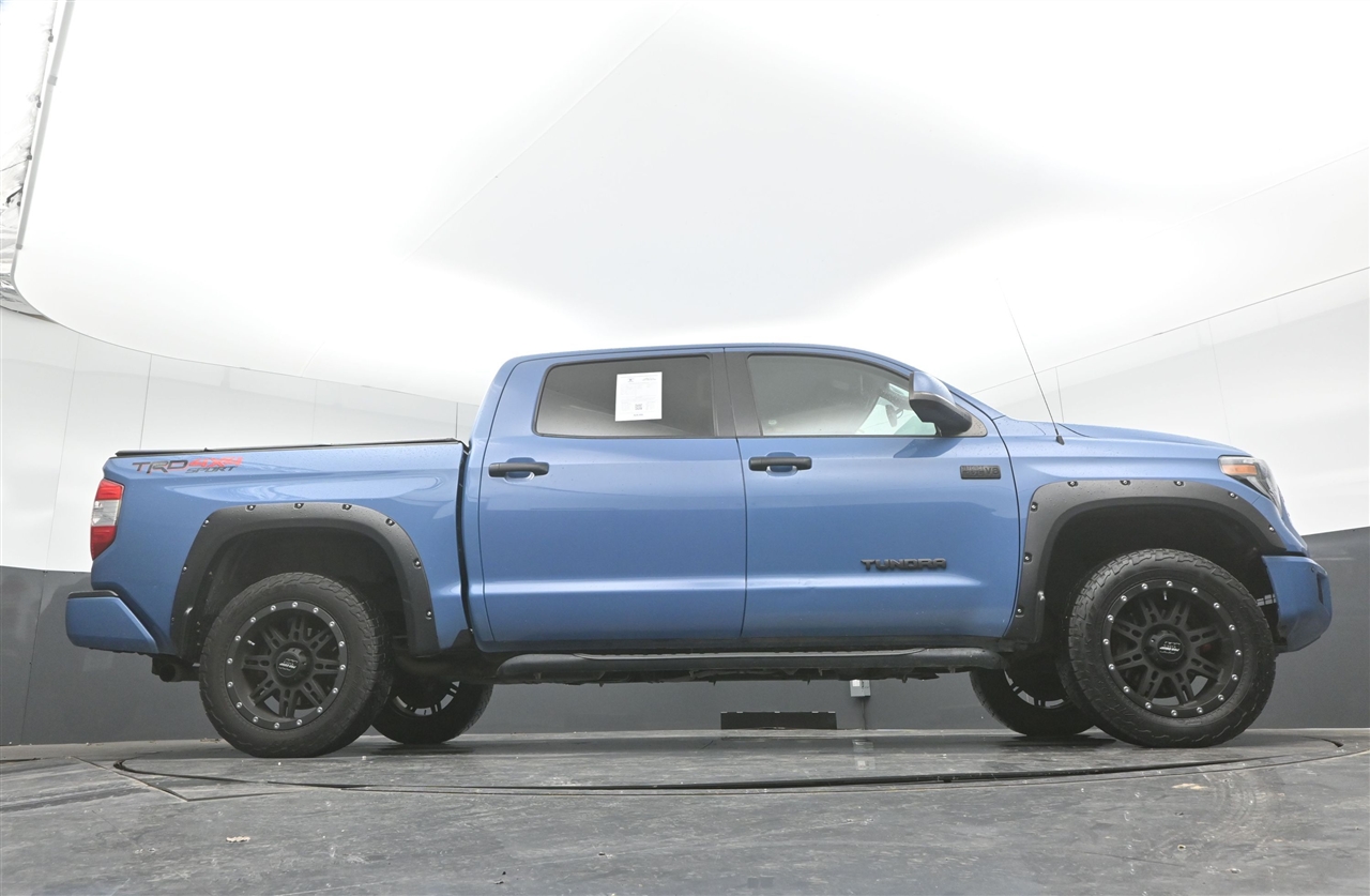 Toyota Tundra SR5 5.7L V8 CrewMax 4WD 2019