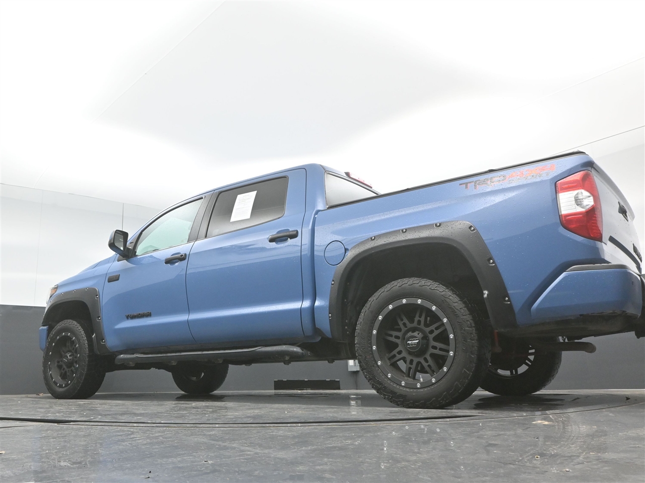 Toyota Tundra SR5 5.7L V8 CrewMax 4WD 2019
