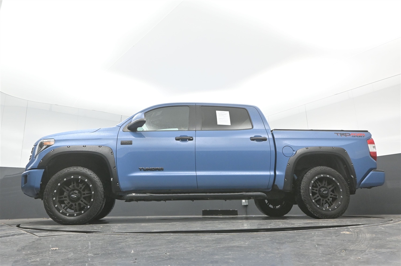 Toyota Tundra SR5 5.7L V8 CrewMax 4WD 2019