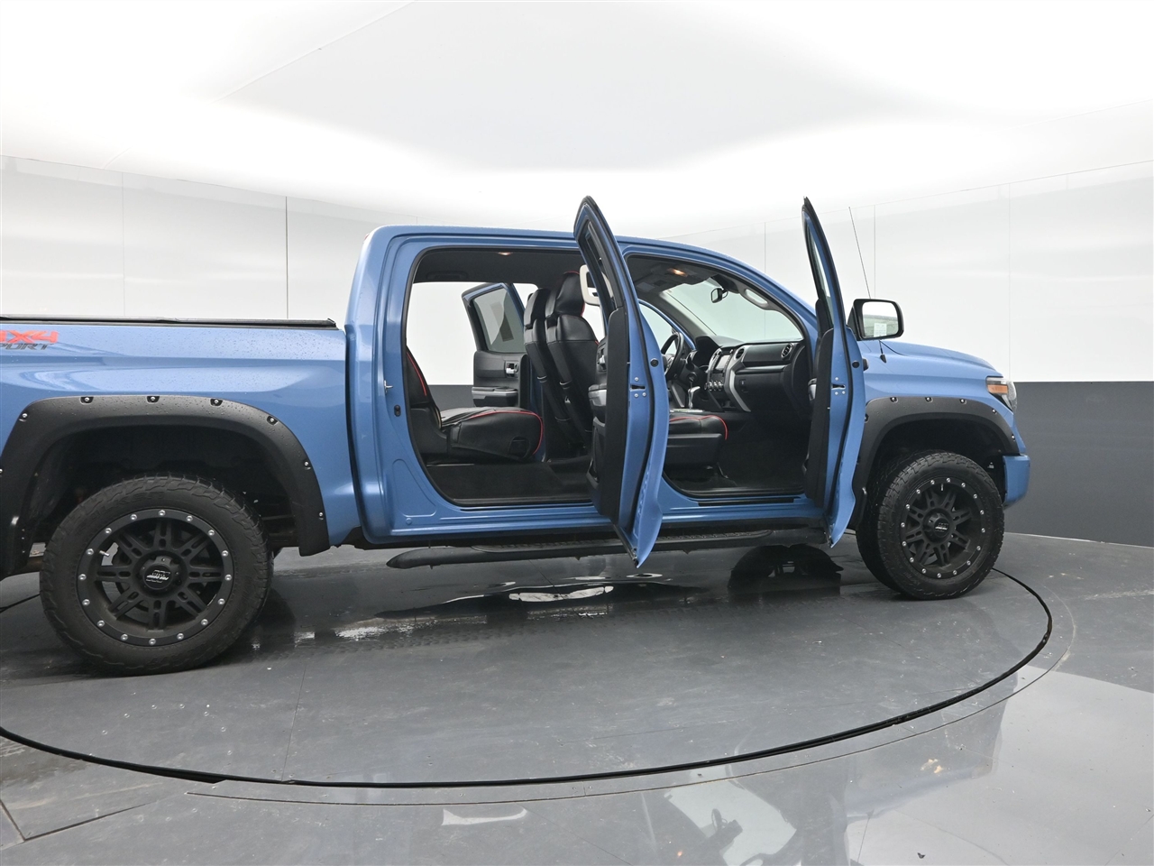 Toyota Tundra SR5 5.7L V8 CrewMax 4WD 2019