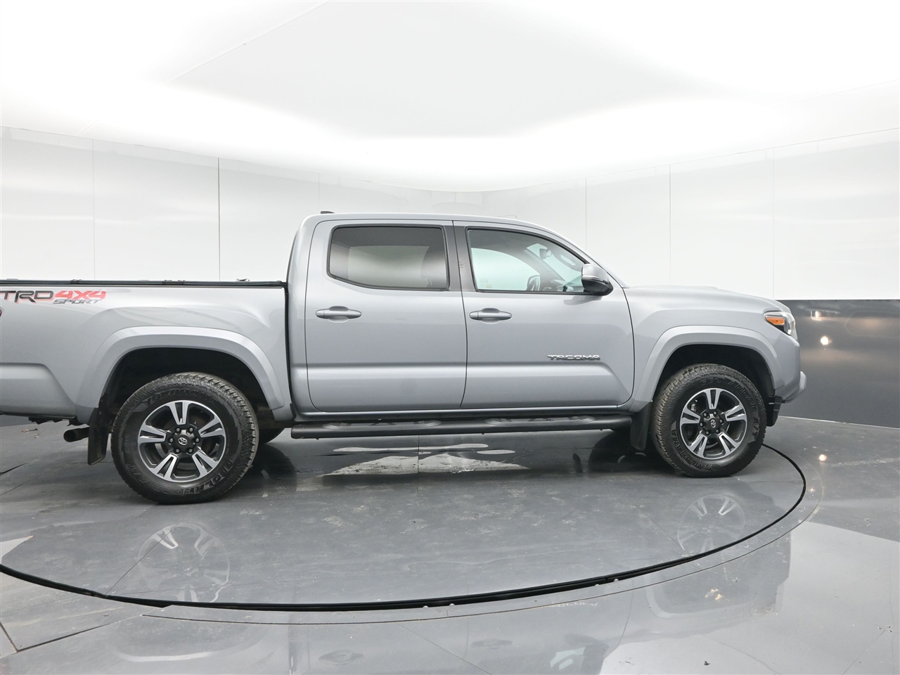 Toyota Tacoma SR5 Double Cab Long Bed V6 6AT 4WD 2018
