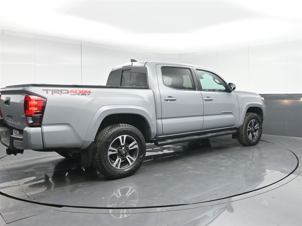 Toyota Tacoma SR5 Double Cab Long Bed V6 6AT 4WD 2018