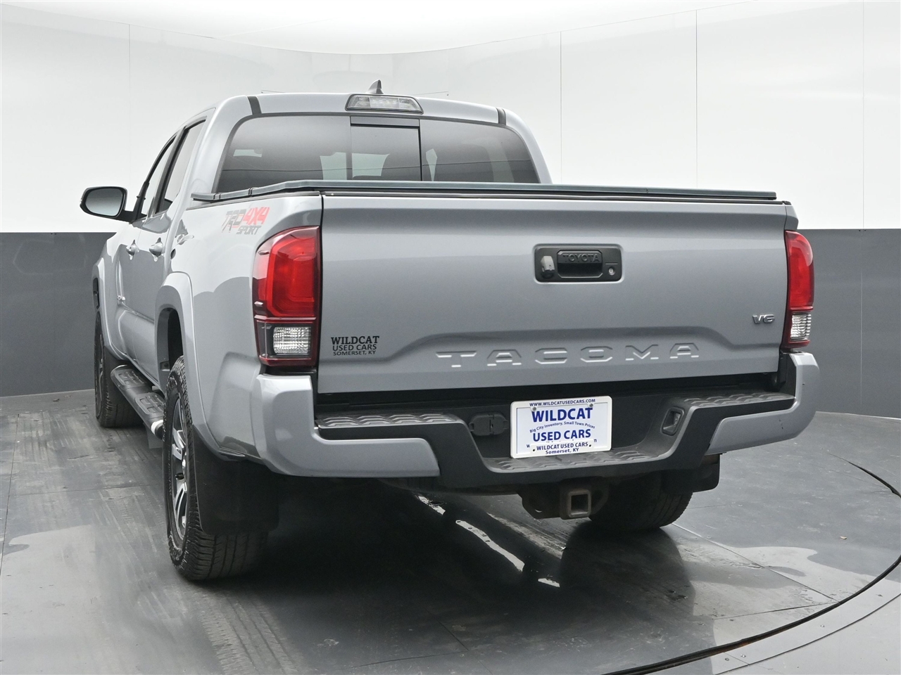 Toyota Tacoma SR5 Double Cab Long Bed V6 6AT 4WD 2018