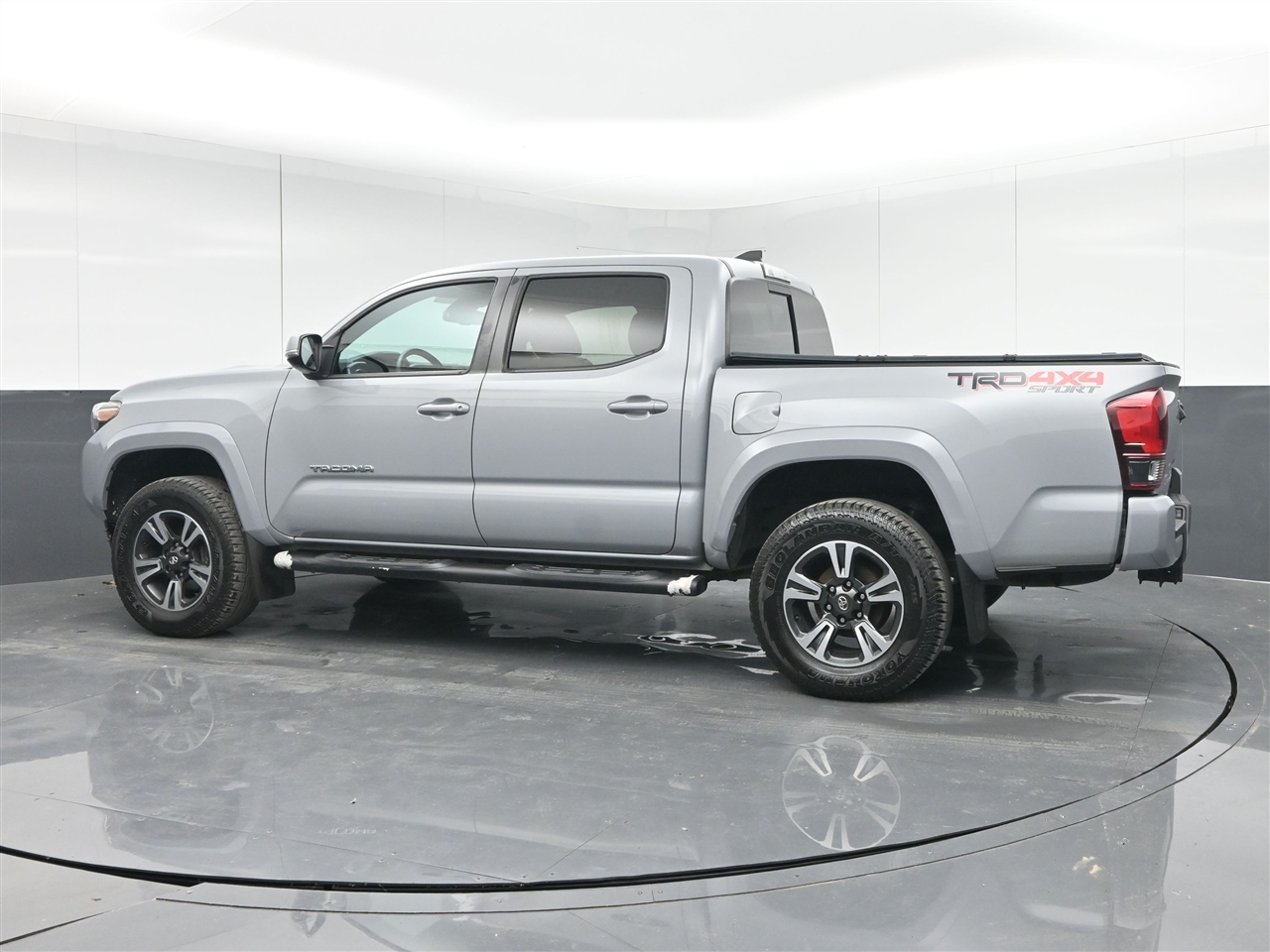Toyota Tacoma SR5 Double Cab Long Bed V6 6AT 4WD 2018