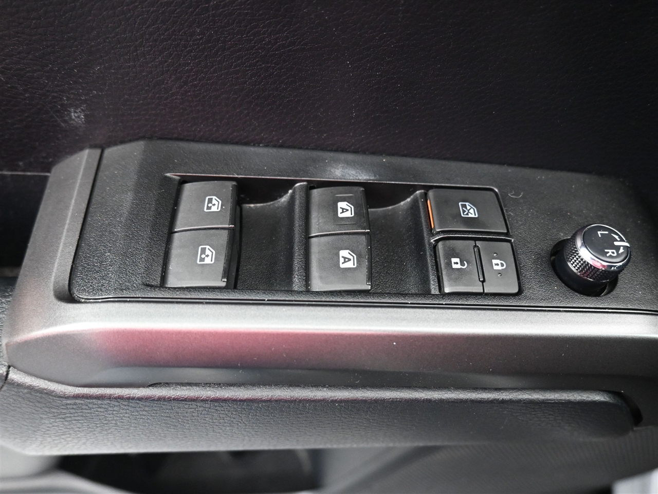 Toyota Tacoma SR5 Double Cab Long Bed V6 6AT 4WD 2018